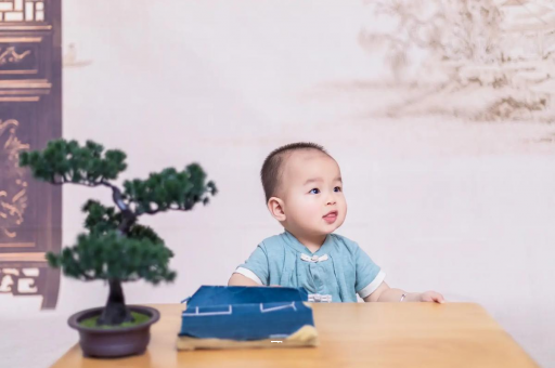 当阳月子里宝宝湿疹怎么办